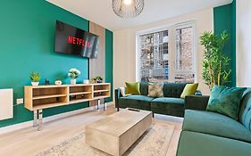 Evergreen Haven - Central 2Br - Free Parking W High Speed Wifi
